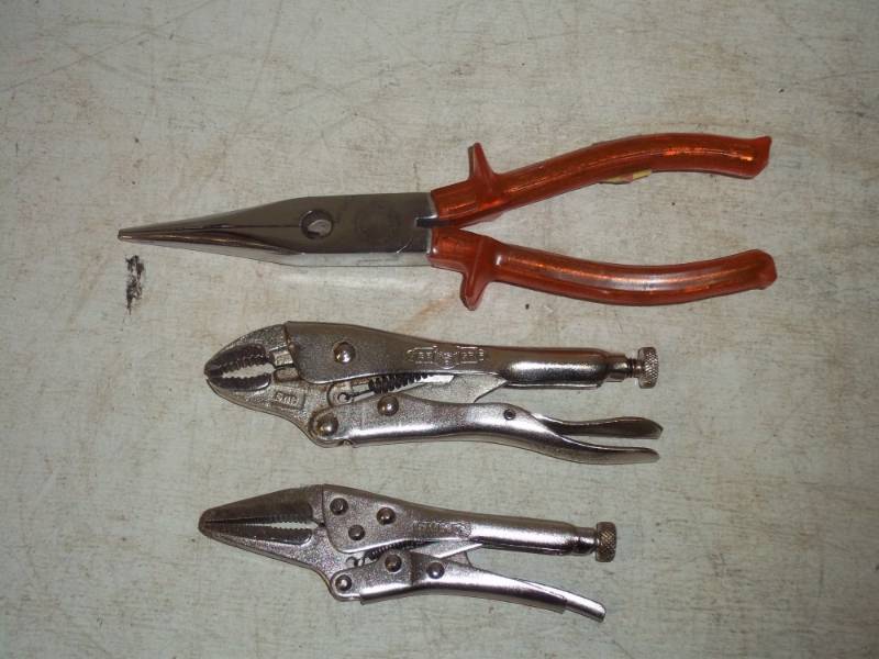 lot 92 image: 2 Locking pliers and a needle nosed pliers