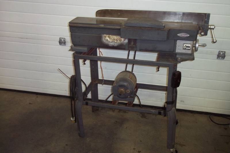 lot 111 image: Craftsman planer