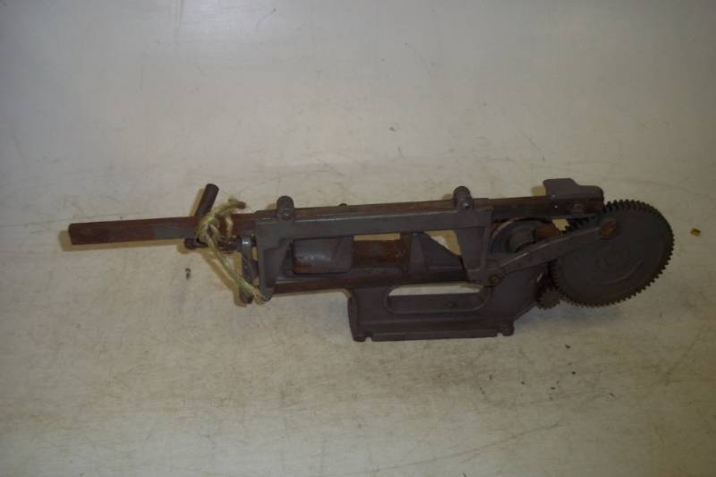 lot 174 image: Power Hacksaw