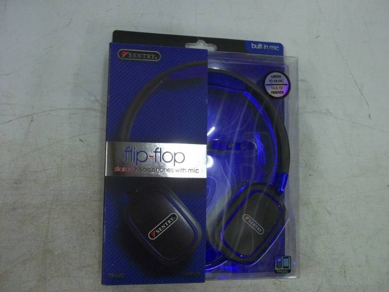 lot 185 image: Unopened Headphones with mic