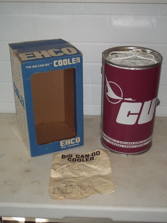lot 41 image: Republic Airlines can cooler