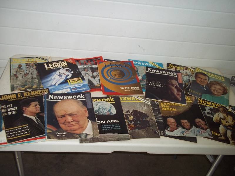 lot 66 image: 1960s Newsweek and Time magazines, Moonlanding, John F. Kennedy asassination