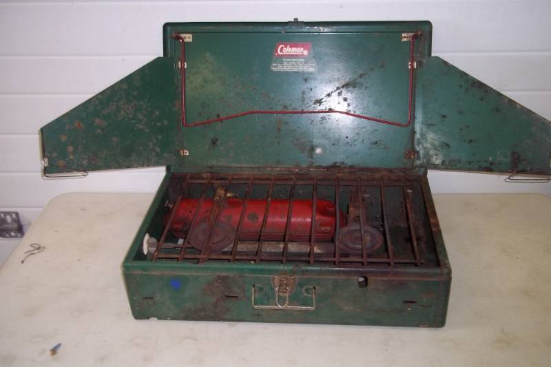 lot 98 image: Coleman camp stove