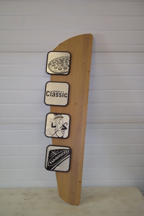 lot 99 image: Advertising food display sign