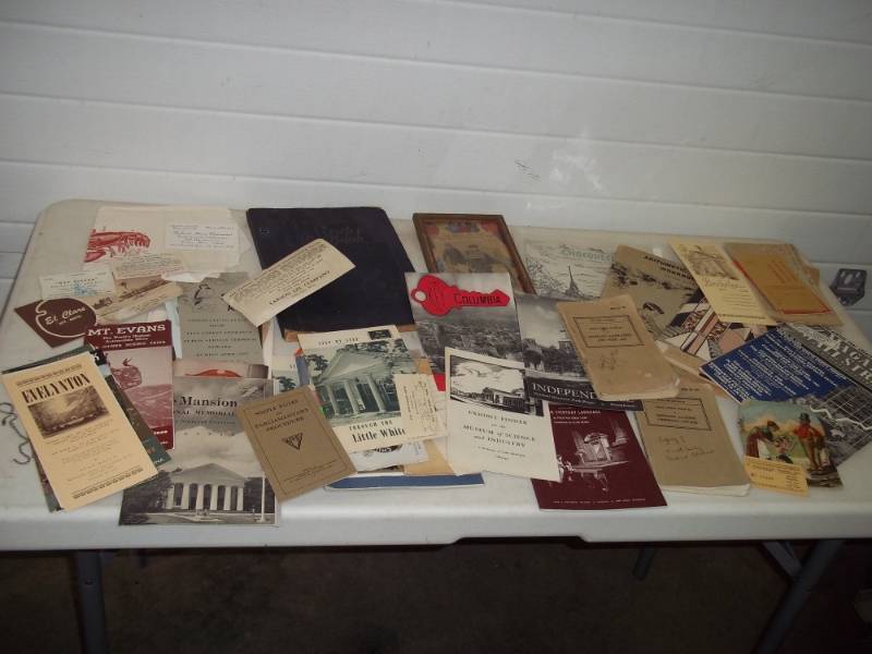 lot 112 image: Vintage Washington D.C. brochures, Army field manuals, scrapbooks and more