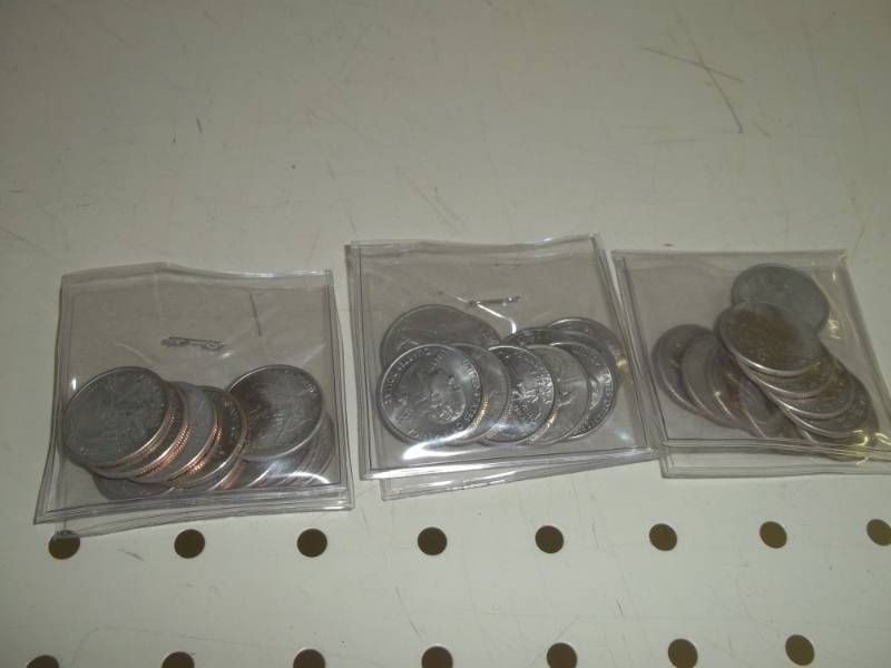 lot 59 image: 30 Assorted State Quarters
