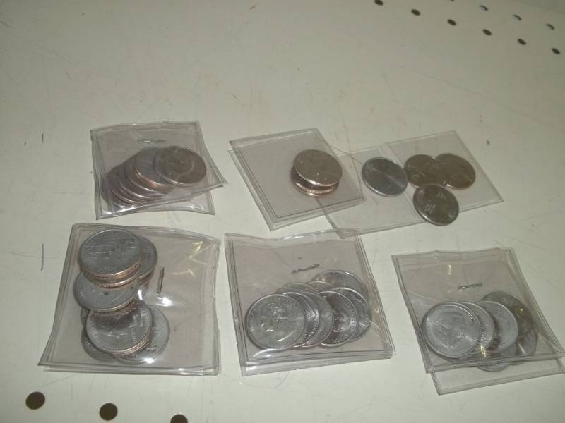 lot 60 image: 40 Assorted State Quarters