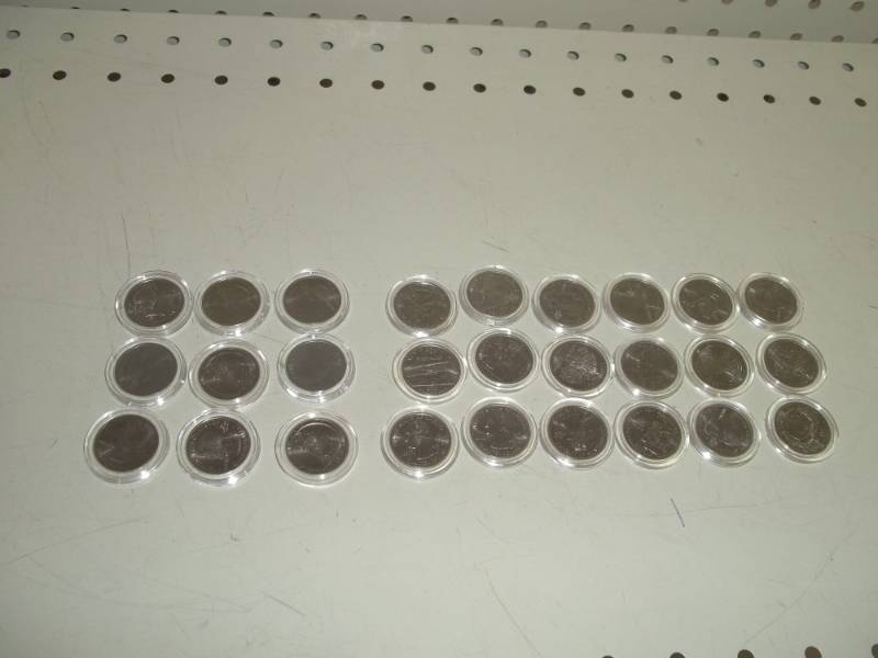lot 65 image: 27 Assorted State Quarters