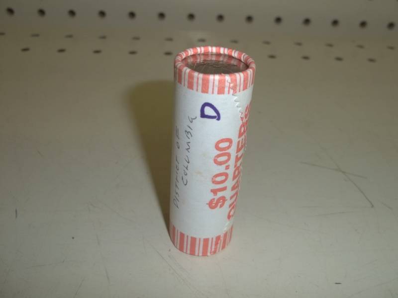 lot 71 image: 10$ Roll of District of Columbia Quarters