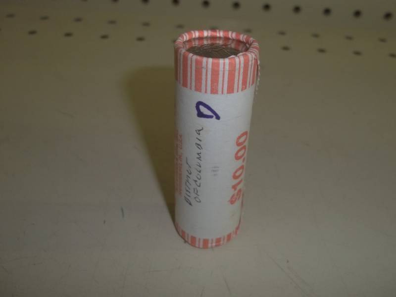 lot 73 image: 10$ Roll of District of Columbia Quarters