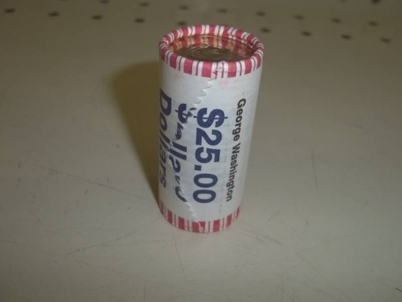 lot 85 image: Roll 25$ George Washington Dollars