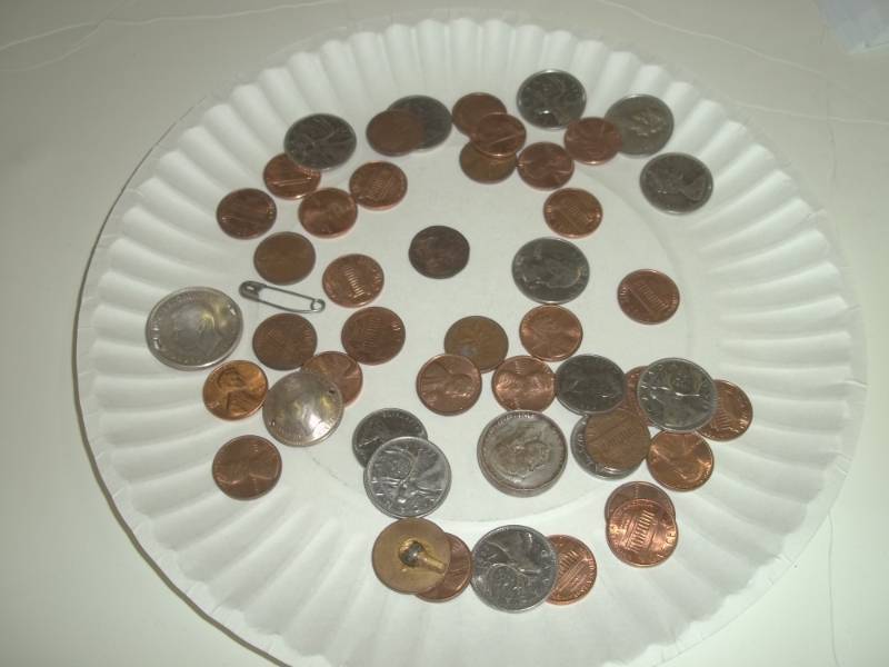 lot 125 image: Assorted foreign coins