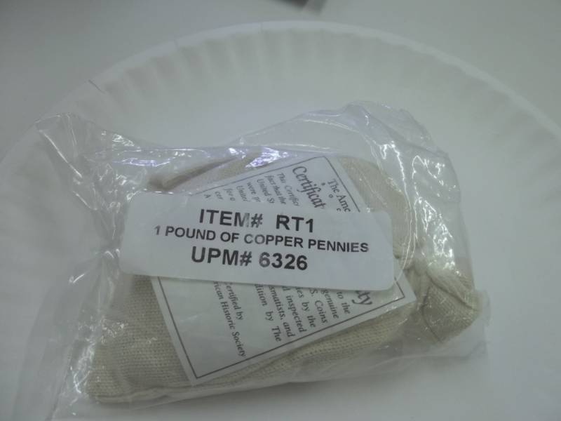 lot 138 image: Pound of assorted copper pennies