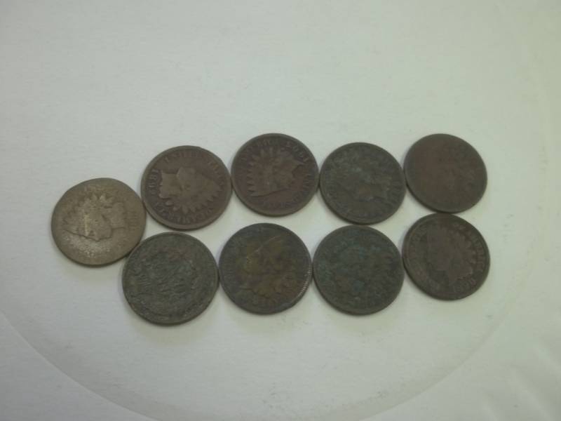 lot 178 image: 9 Indian Head pennies