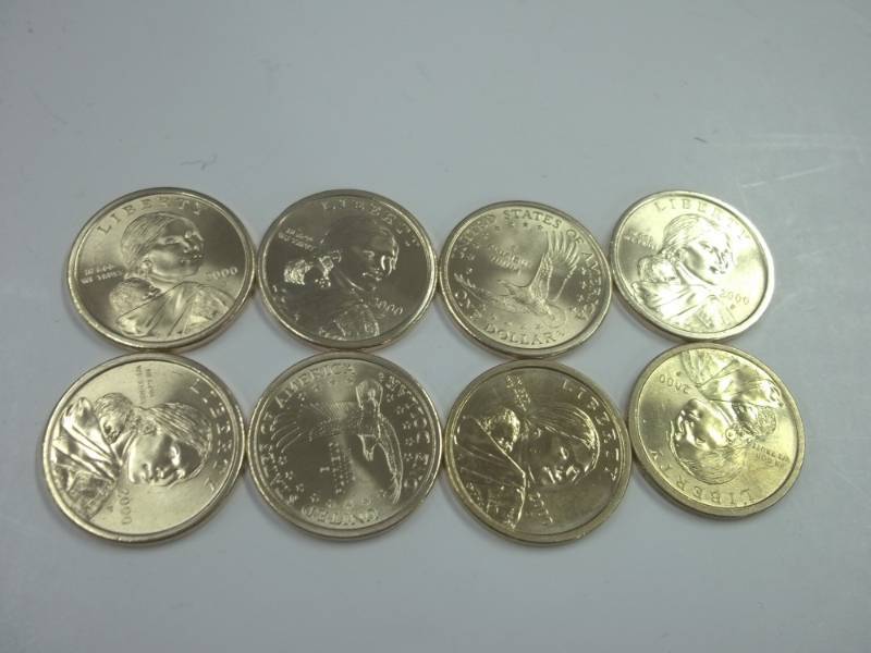 lot 180 image: 8 Sacagawea dollar coins