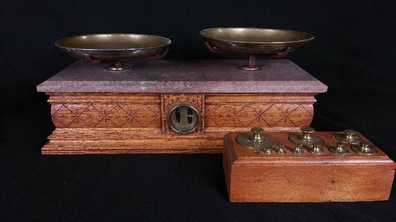 lot 18 image: Fine 19th Century Oak, Marble, and Brass Apothecary Scale