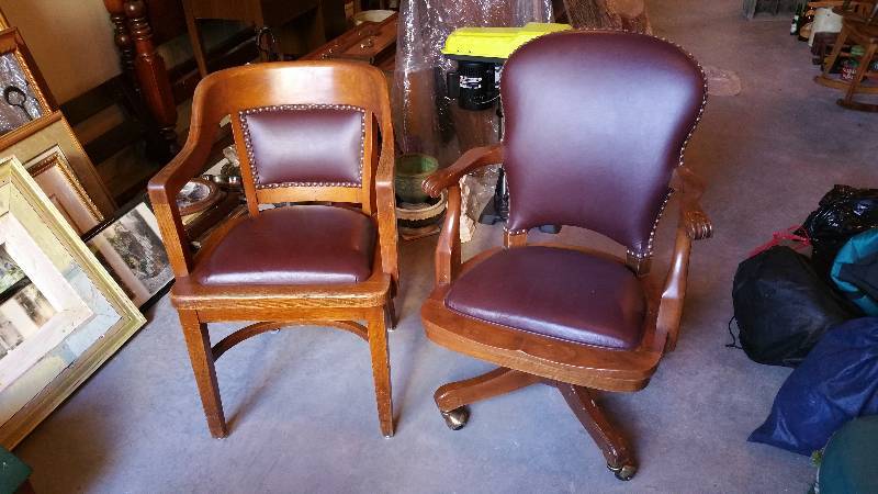 lot 37 image: Vintage Office Chairs