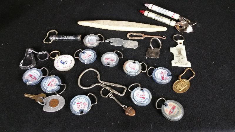 lot 53 image: Collectable Key Chains & Openers