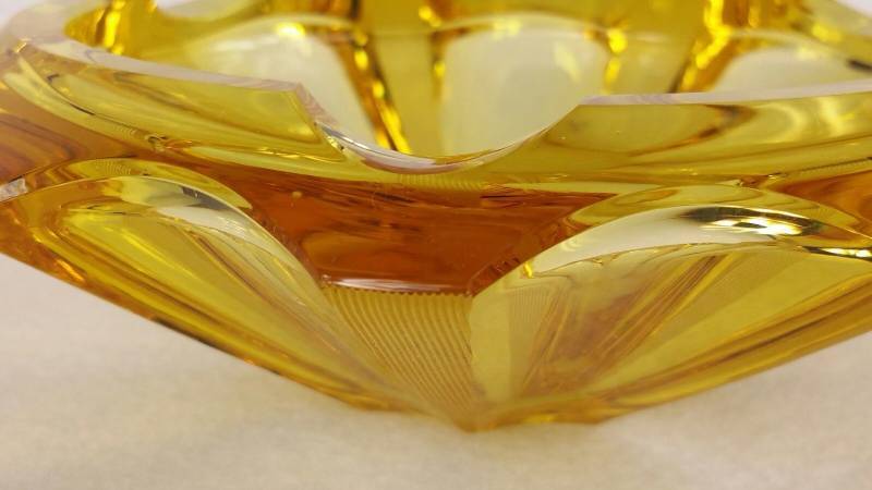 lot 82 image: Yellow Topaz Brown Muran Bowl Ashtray Dish Art Glass