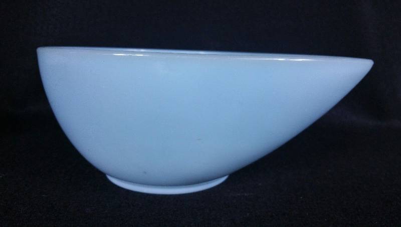 lot 86 image: Fire King Turquoise Blue Swedish Modern Tear Drop Bowl 6 14 by 8 Inches