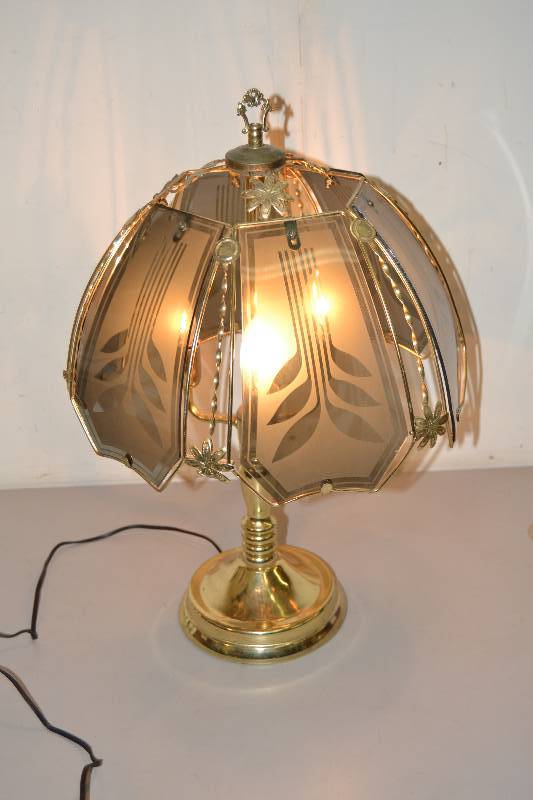 lot 68 image: Decorative Lamp