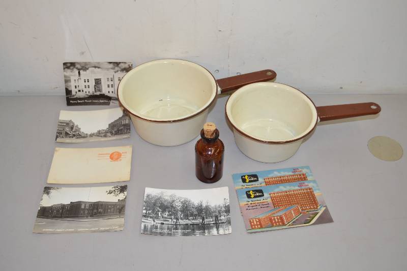 lot 70 image: Enamelware Pots, Vintage postcards