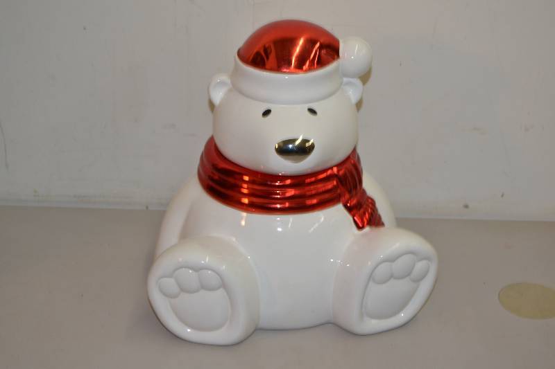 lot 99 image: Polar Bear Cookie Jar