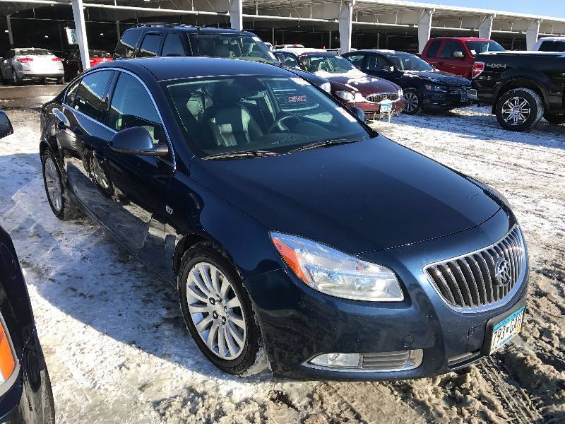 lot 15 image: 2011 Buick Regal CXL T