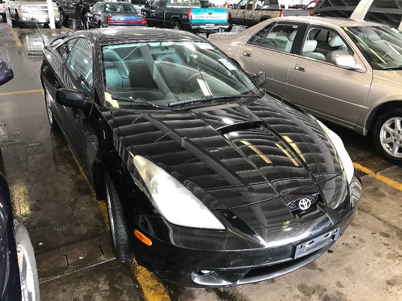 lot 22 image: 2000 Toyota Celica GT