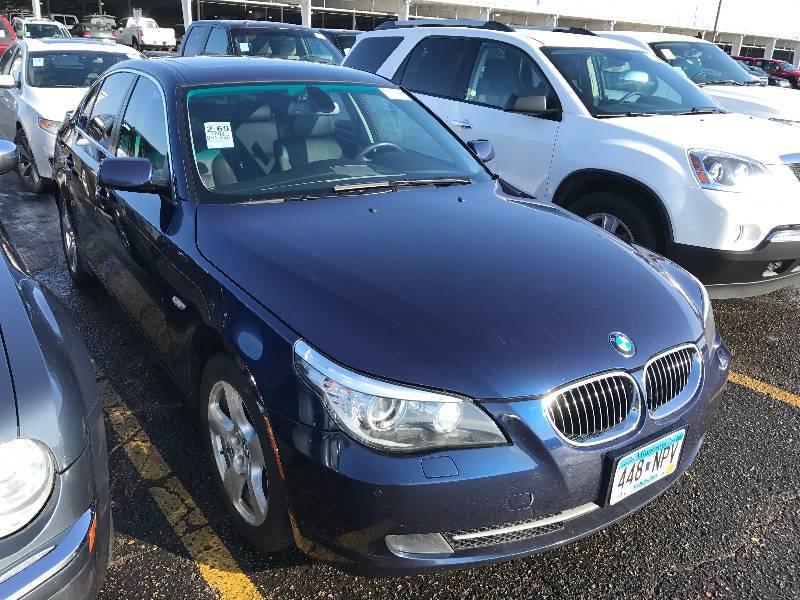 lot 34 image: 2008 BMW 535 Xi