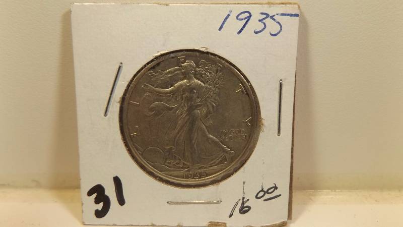 �� 1935 Walking Liberty half dollar