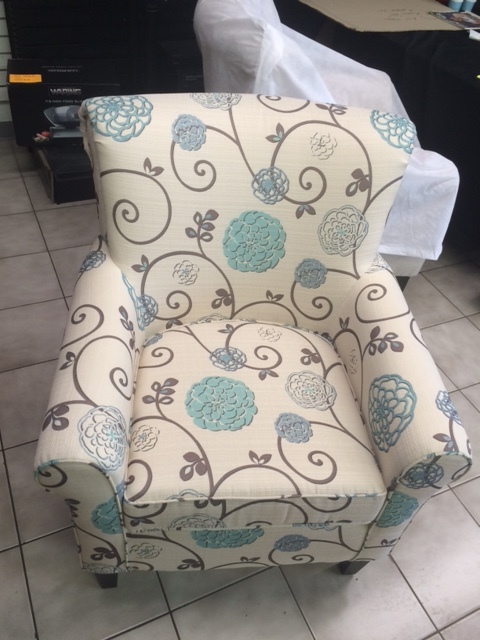 lot 35 image: Wadham Flowered Upholstered Club Chair by Alcott Hill