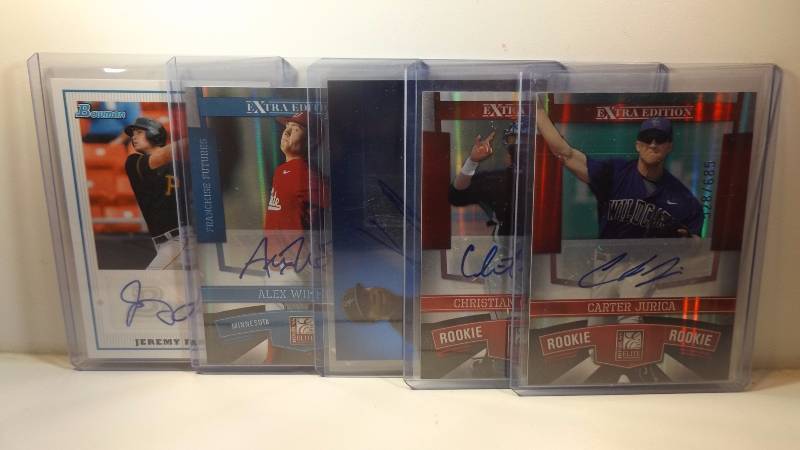 �������������������� Lot of 5 � Rookie Autographed Baseball Cards