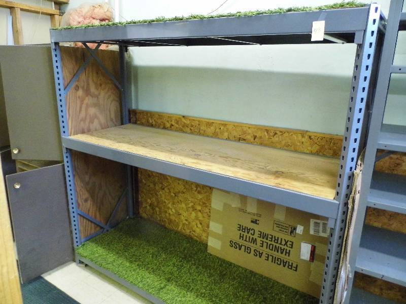 lot 43 image: Metal Racking