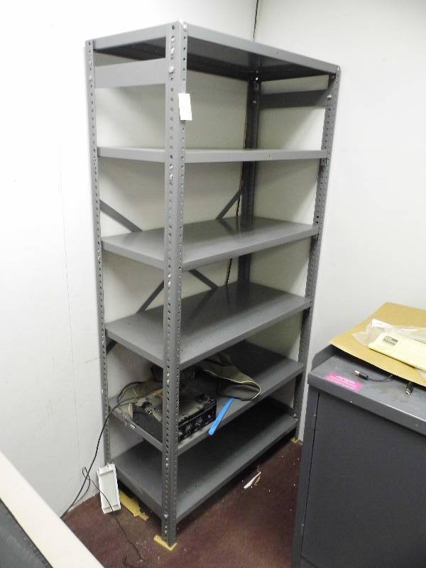 lot 45 image: Metal Shelf