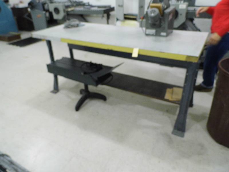 lot 60 image: Table w Metal Base