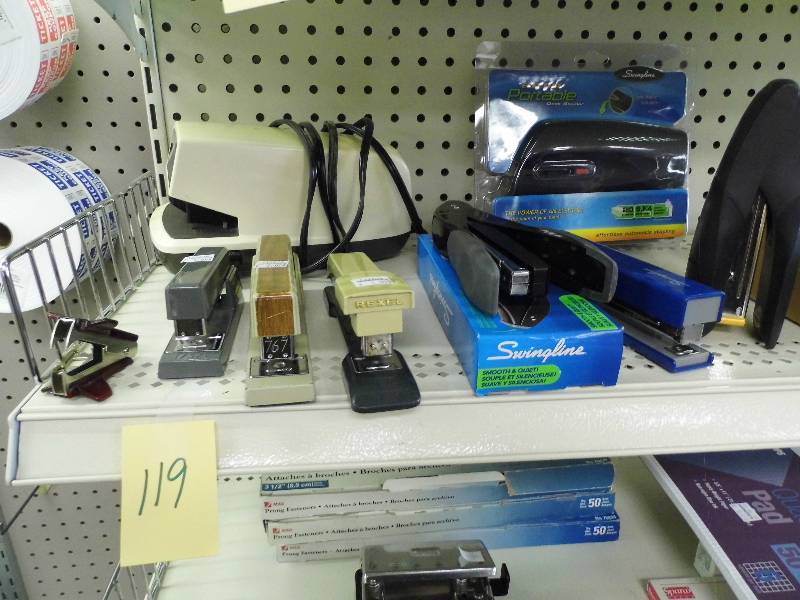 lot 119 image: Office Supplies