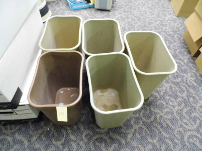 lot 131 image: Assorted Garbage Cans