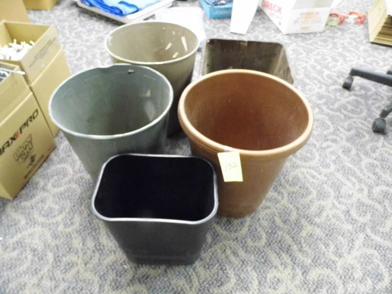 lot 132 image: Assorted Garbage Cans