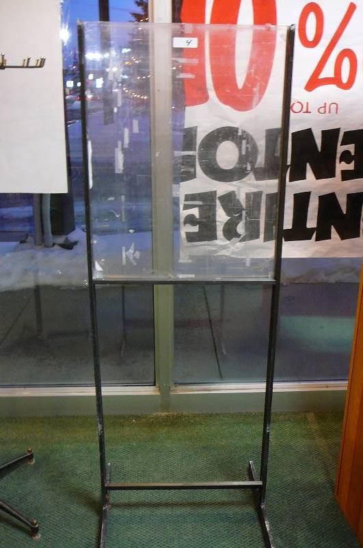 lot 4 image: Adjustable Clothes  Garment Chrome Rack Advertising