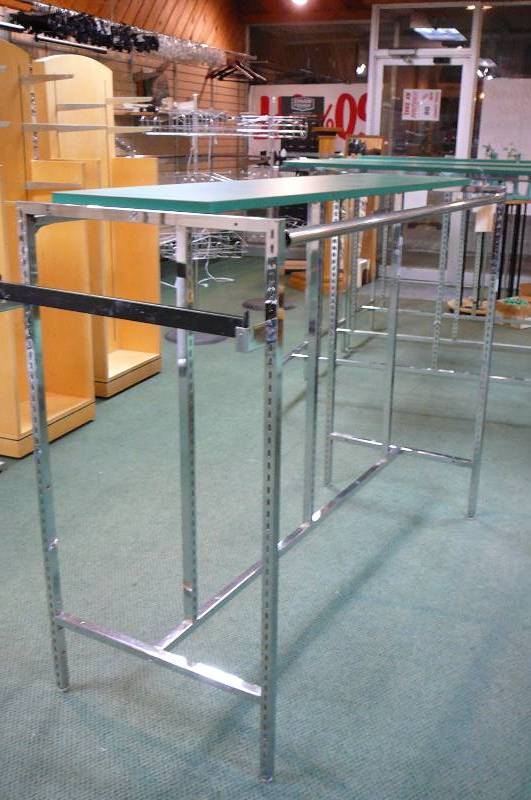 lot 33 image: Warehouse Display Rack