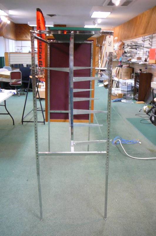 lot 34 image: Display rack