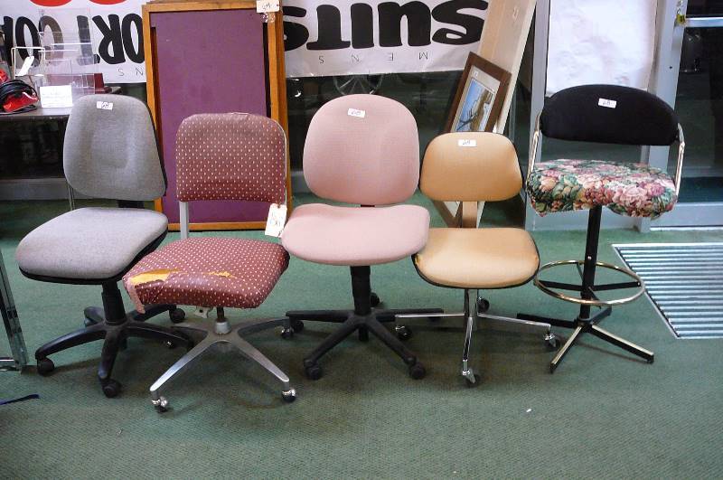 lot 68 image: Chairs