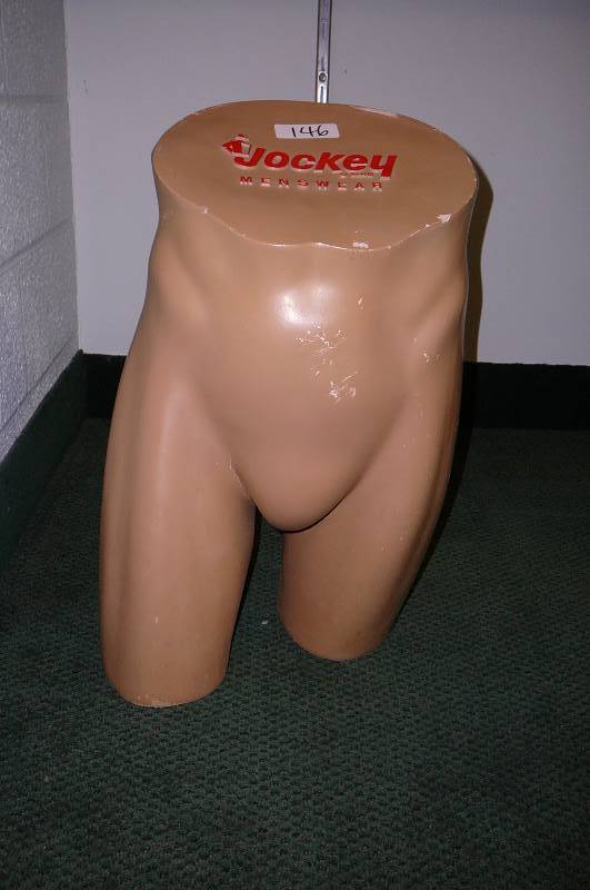 lot 146 image: Mannequin