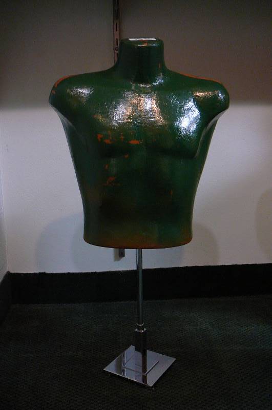lot 152 image: Mannequin