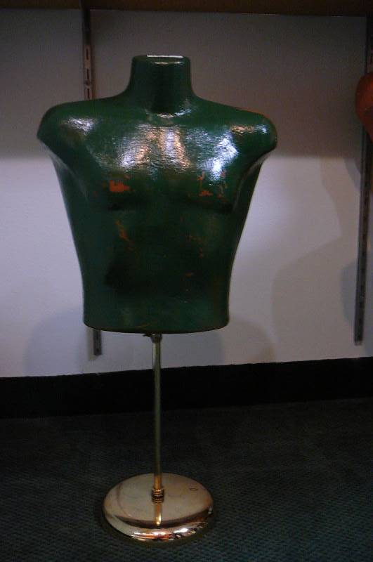 lot 154 image: Mannequin