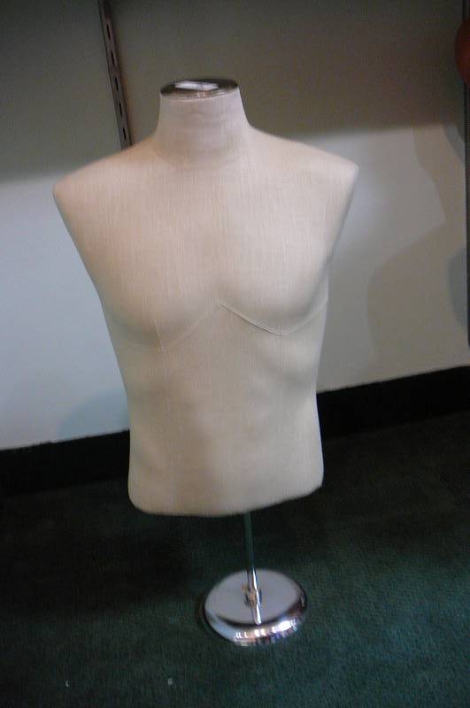 lot 156 image: Mannequin