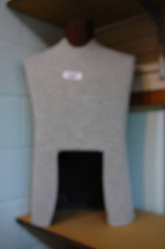 lot 160 image: Mannequin