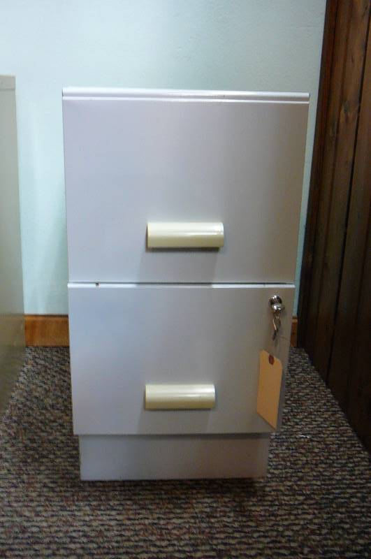 lot 181 image: Filing Cabinet