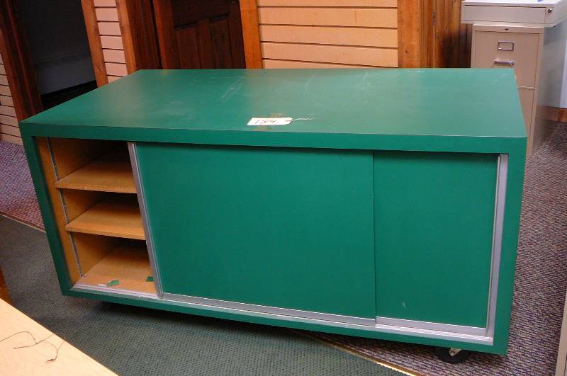 lot 184 image: Cabinet